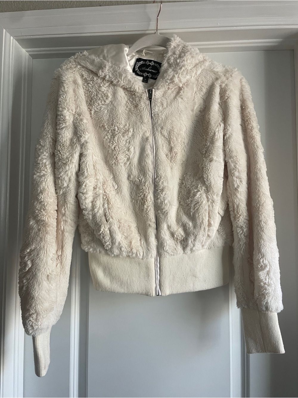 Ambiance Ivory Faux Fur Teddy Hoodie Jacket Medium Zip Up Plush Cozy
